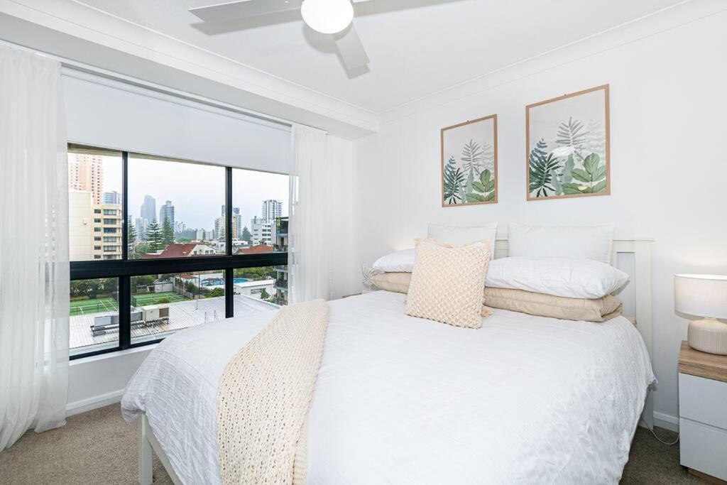 Broadbeach Victoria Square Gold Coast Dış mekan fotoğraf