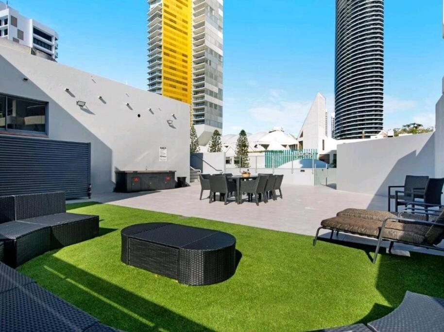 Broadbeach Victoria Square Gold Coast Dış mekan fotoğraf